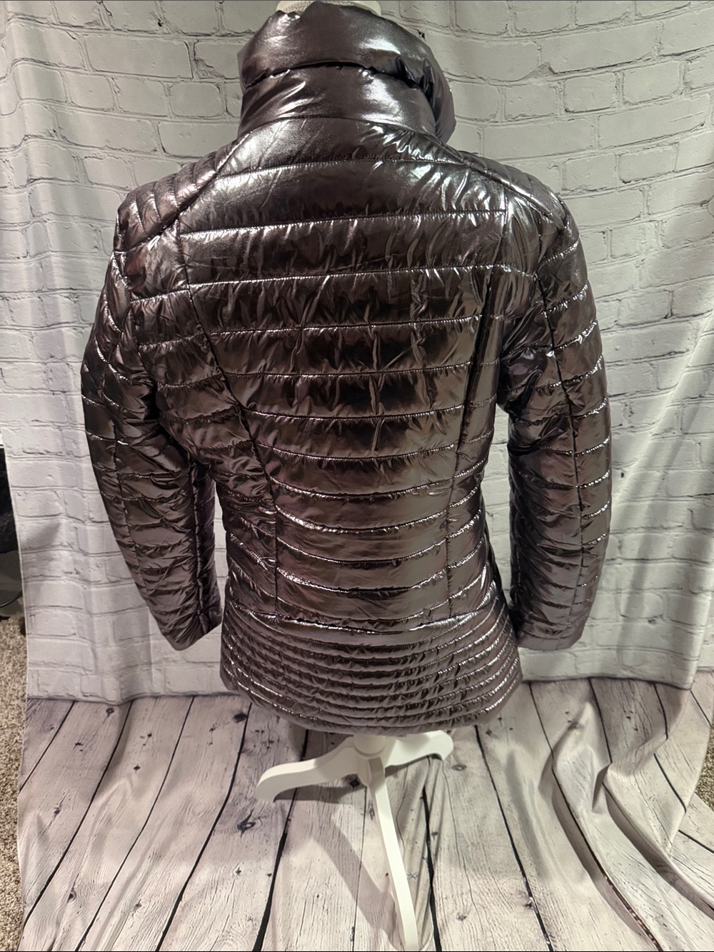 White Mark Metallic Quilted Puffer Jacket